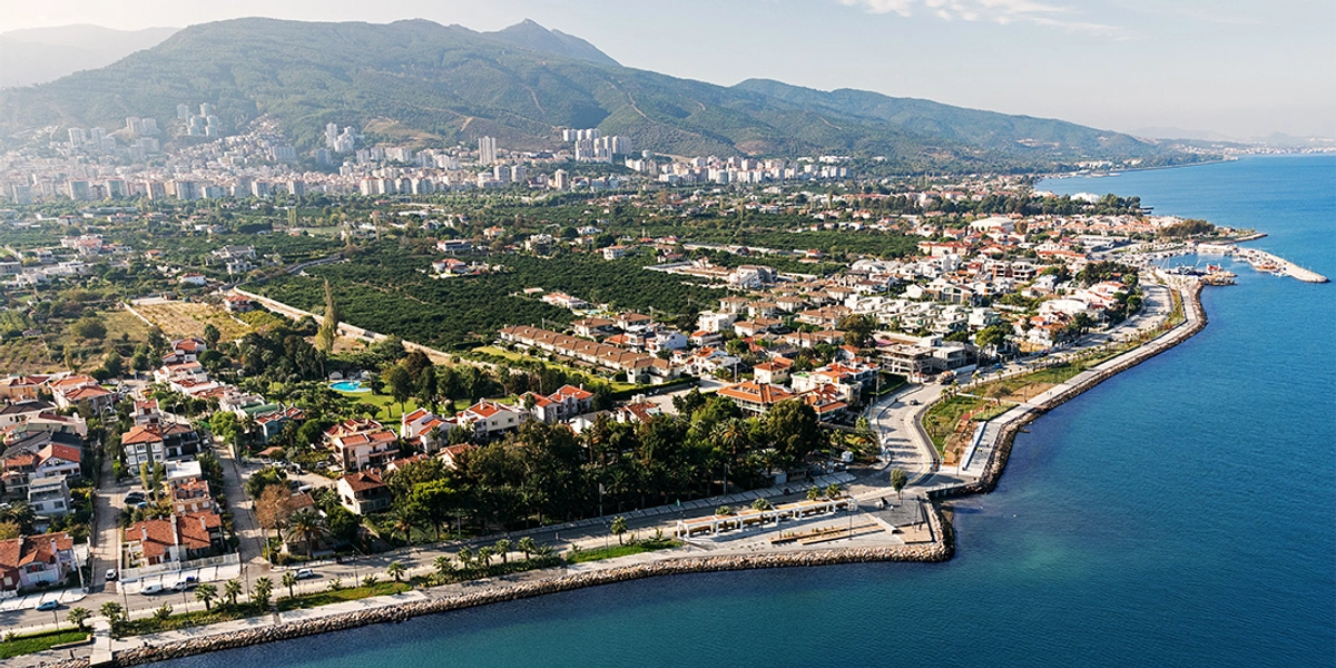 Güzelbahçe Sahil Yolu